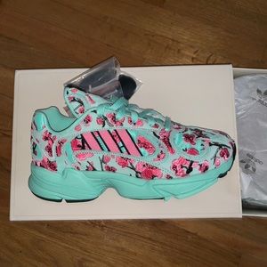 AriZona x Adidas limited edition sneakers